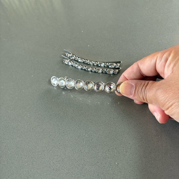 Silver colour Rhinestone Hair Clips - Picture 9 of 11